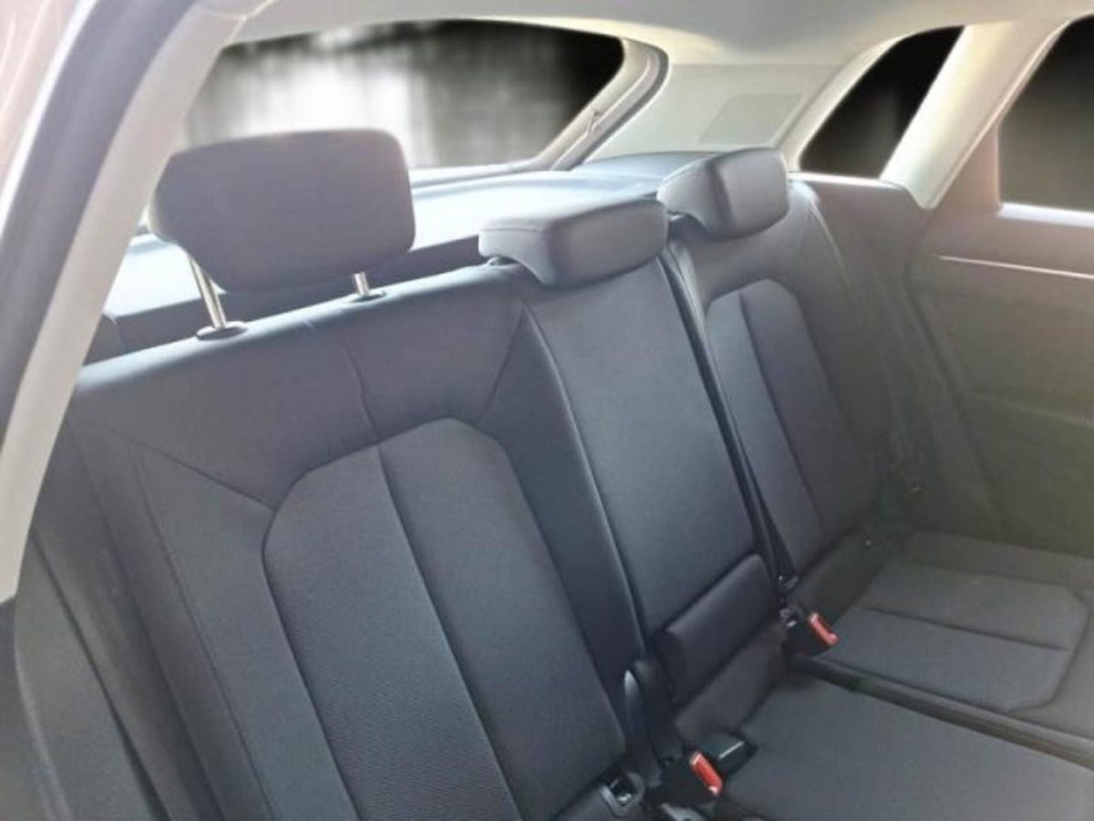 Audi Q3 35 TDI quattro S tronic Business Advanced (13)