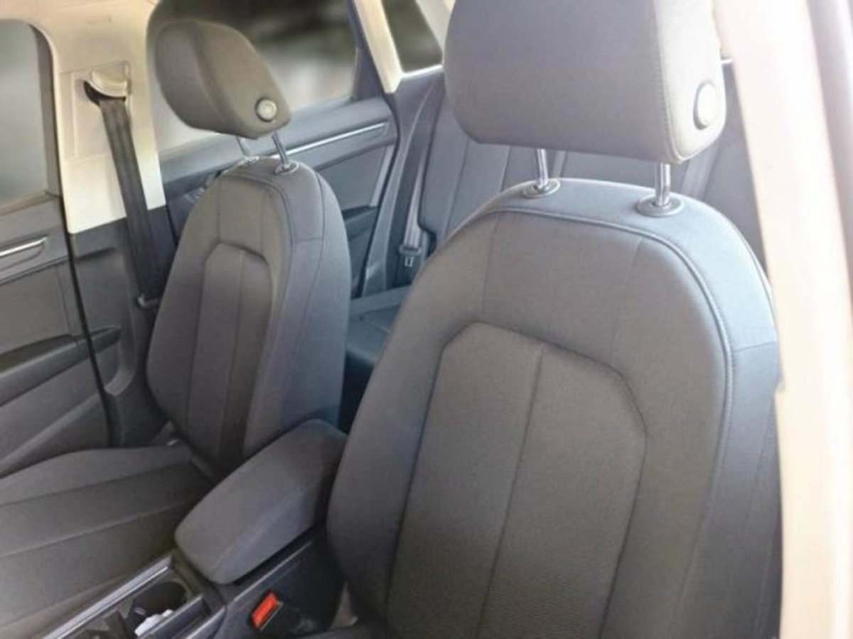 Audi Q3 35 TDI quattro S tronic Business Advanced (9)