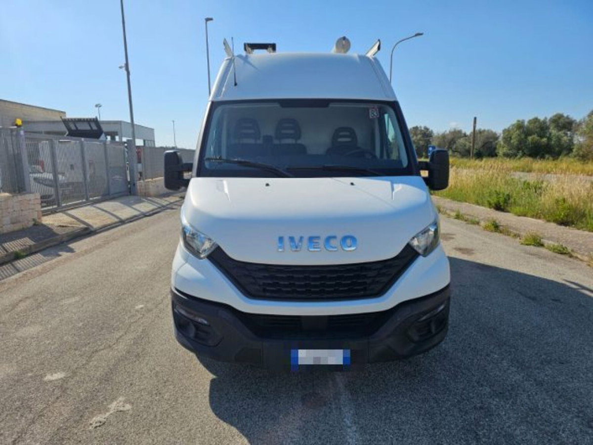 Iveco Daily Furgone 35S12V 2.3 HPT PM-TM Furgone (3)