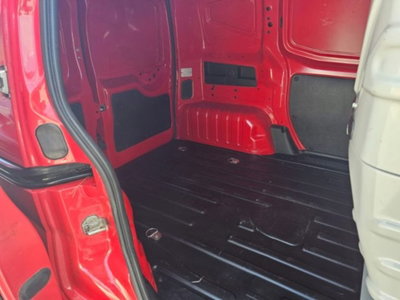 Fiat Fiorino 1.3 MJT 75CV Furgone Adventure (8)
