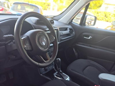 Jeep Renegade 1.3 T4 190CV PHEV 4xe AT6 Limited (7)