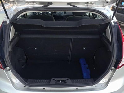 Ford Fiesta 1.5 TDCi 75CV 5 porte Titanium (14)