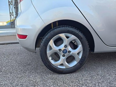 Ford Fiesta 1.5 TDCi 75CV 5 porte Titanium (7)