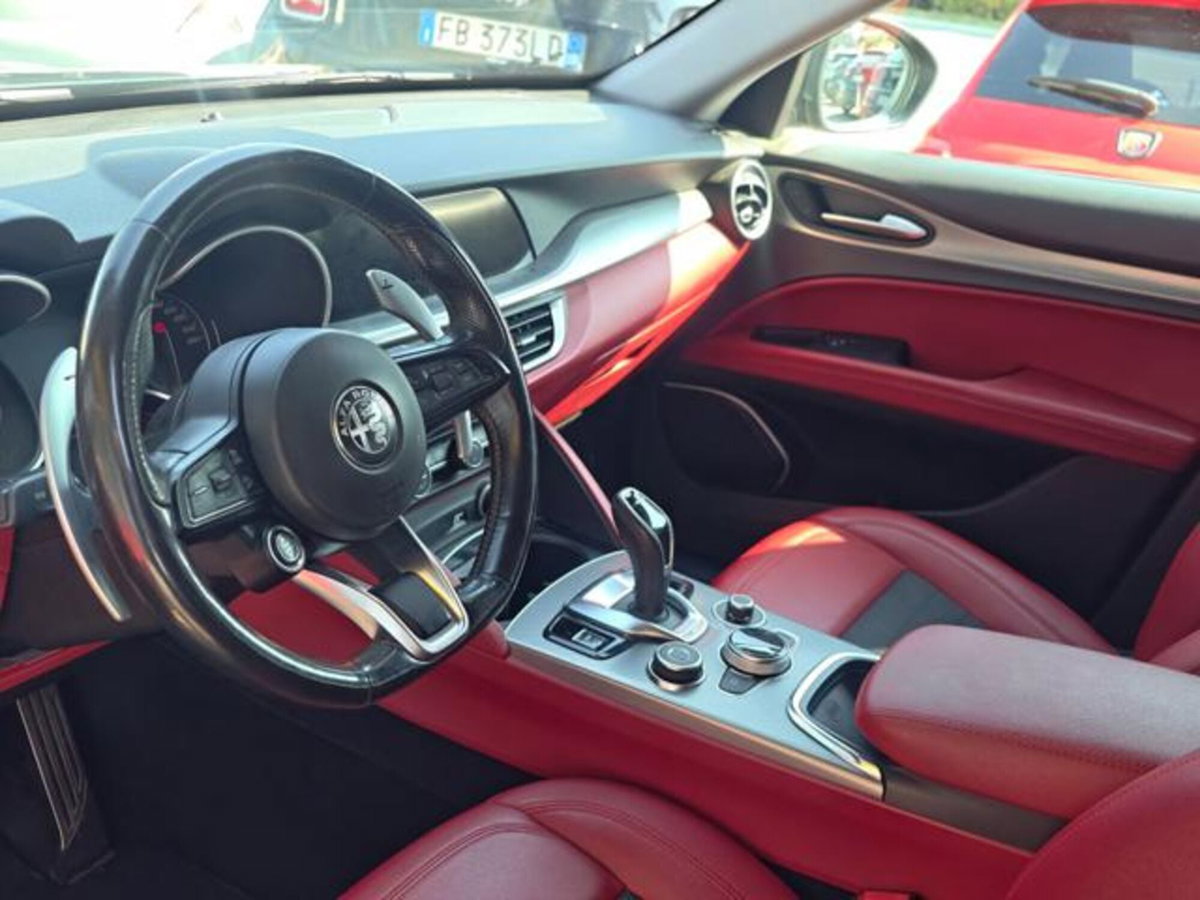 Alfa Romeo Stelvio Stelvio 2.2 Turbodiesel 190 CV AT8 Q4 Ti (8)
