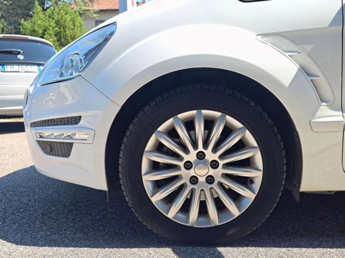 Ford S-Max 2.0 TDCi 140 CV New Titanium (8)