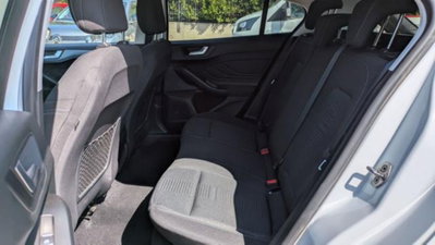 Ford Focus 1.0 EcoBoost Hybrid 125 CV Powershift 5p. Active Style (13)