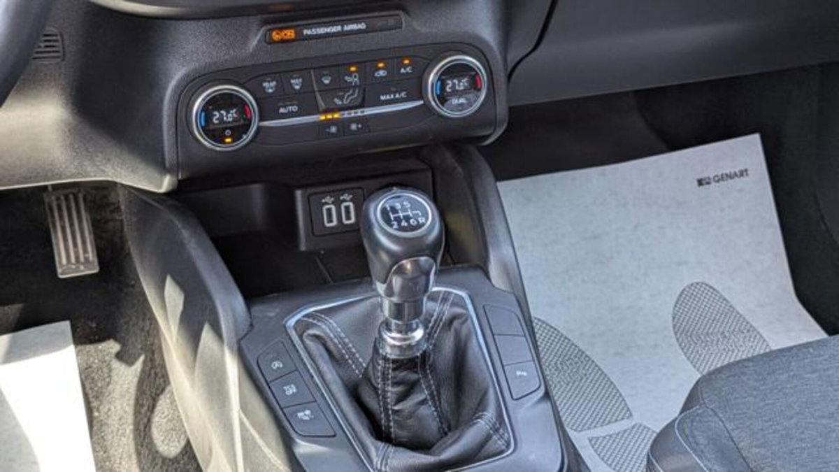 Ford Focus 1.0 EcoBoost Hybrid 125 CV Powershift 5p. Active Style (10)