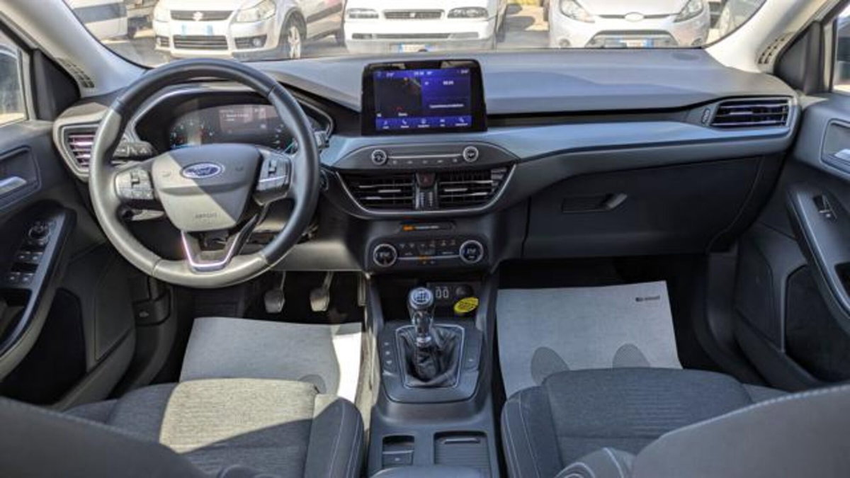 Ford Focus 1.0 EcoBoost Hybrid 125 CV Powershift 5p. Active Style (6)