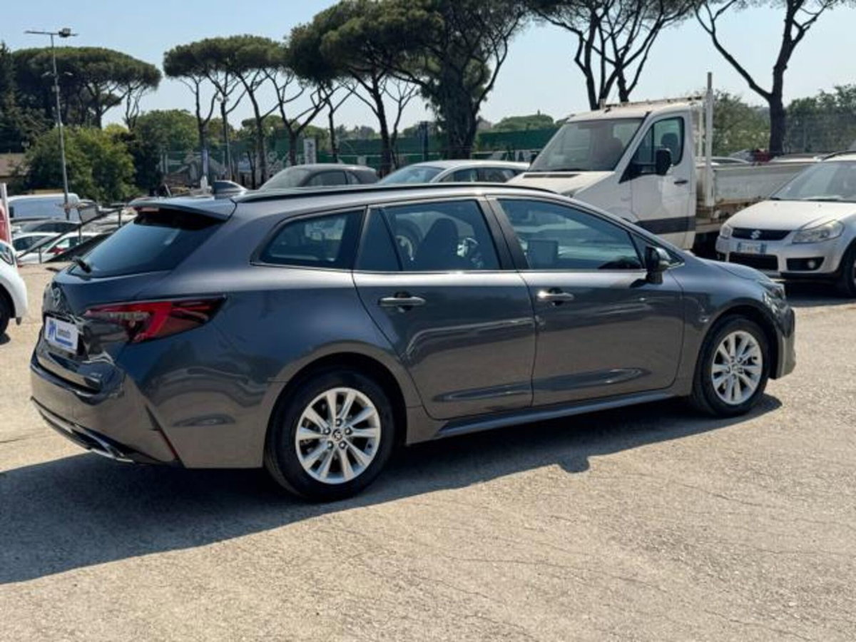 Toyota Corolla Touring Sports Active 1.8 Hybrid  Tech (4)