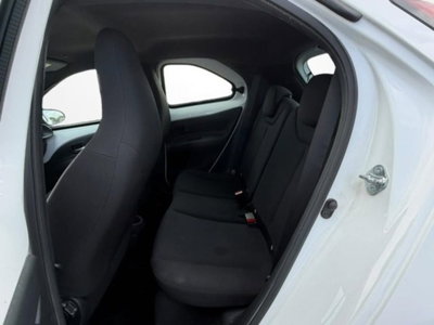 Toyota Aygo X 1.0 VVT-i 72 CV 5p. Undercover S-CVT (14)