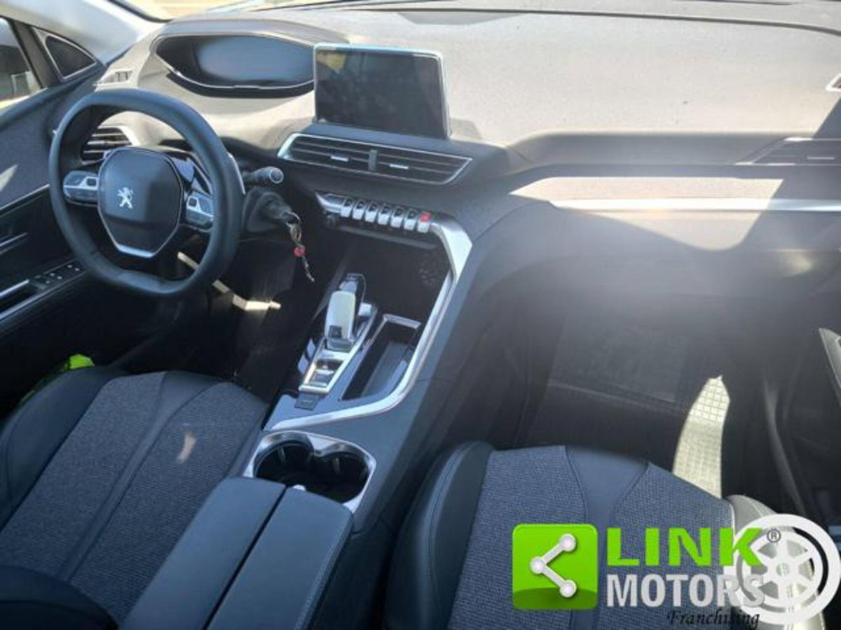 Peugeot 3008 BlueHDi 130 S&S Allure (11)