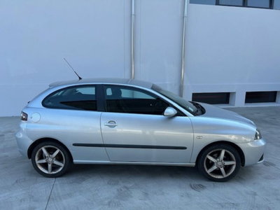 SEAT Ibiza 1.4 16V 85CV 3p. Stylance (2)