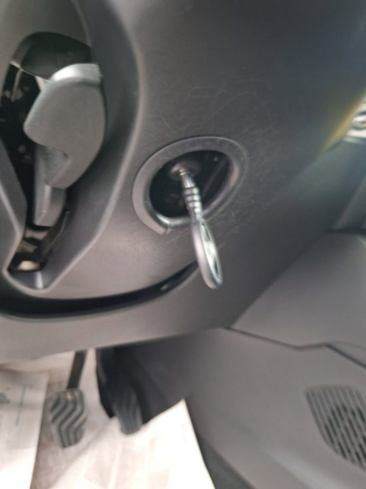 Renault Clio TCe 100 CV GPL 5 porte Equilibre (10)