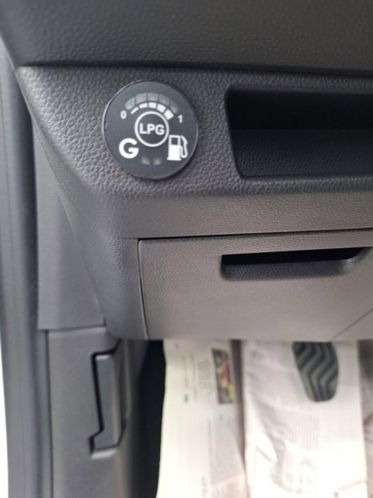 Renault Clio TCe 100 CV GPL 5 porte Equilibre (11)