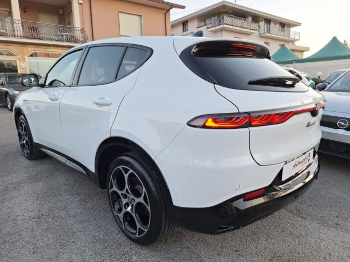 Alfa Romeo Tonale 1.6 Veloce 130cv tct6 (10)