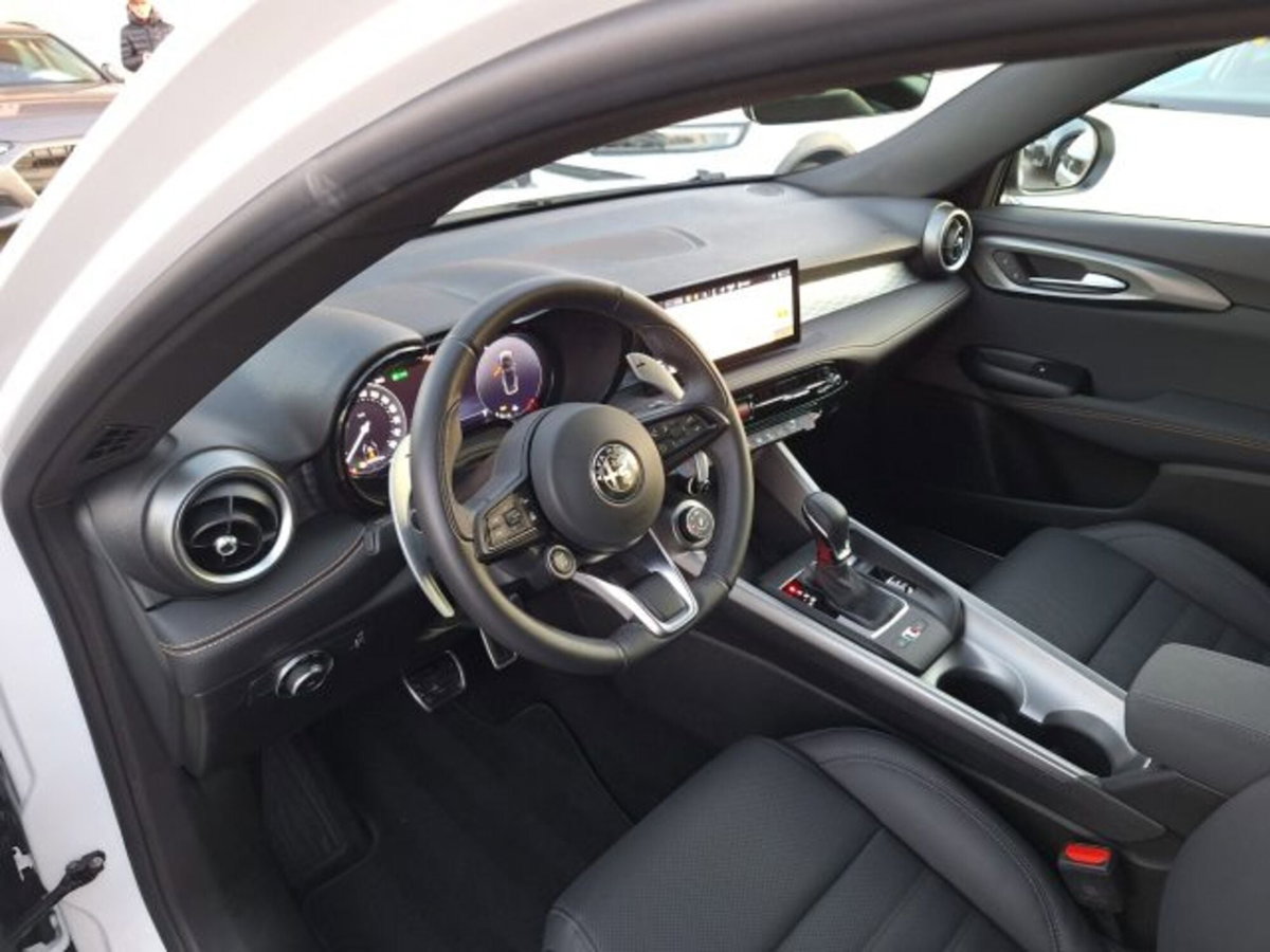 Alfa Romeo Tonale 1.6 Veloce 130cv tct6 (13)