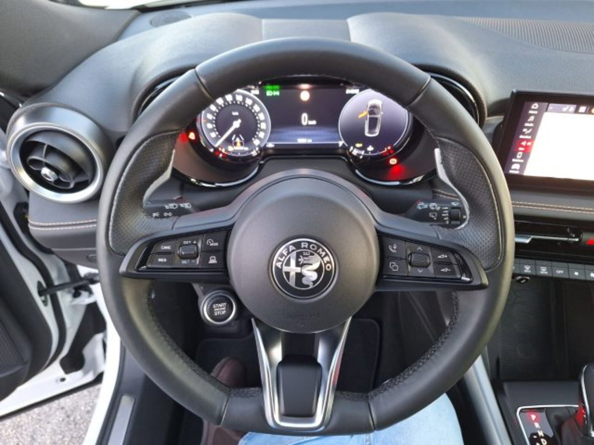 Alfa Romeo Tonale 1.6 Veloce 130cv tct6 (17)