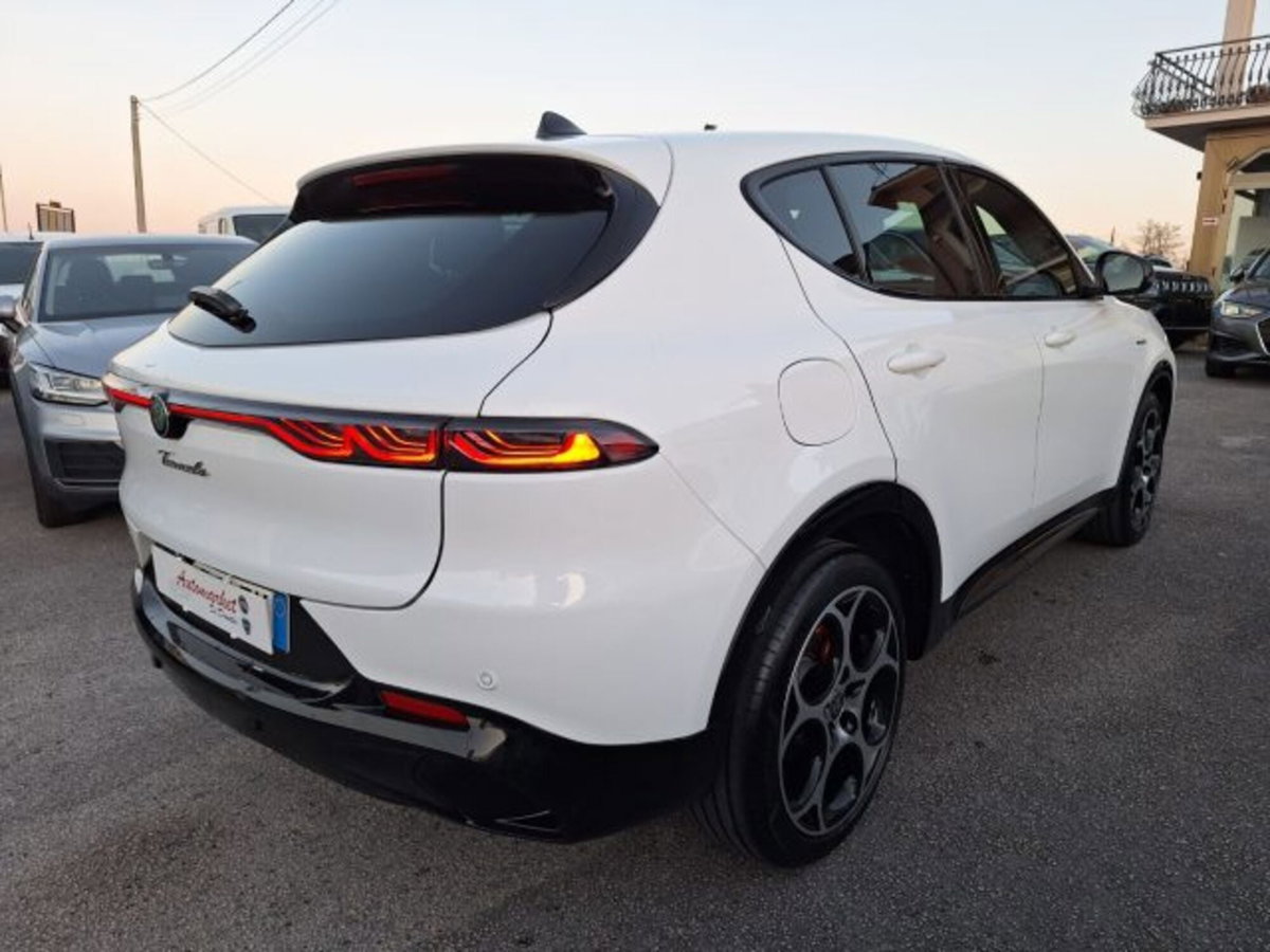 Alfa Romeo Tonale 1.6 Veloce 130cv tct6 (8)