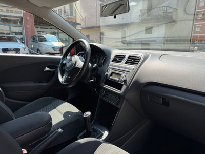 Volkswagen Polo 1.4 5 porte Highline (16)