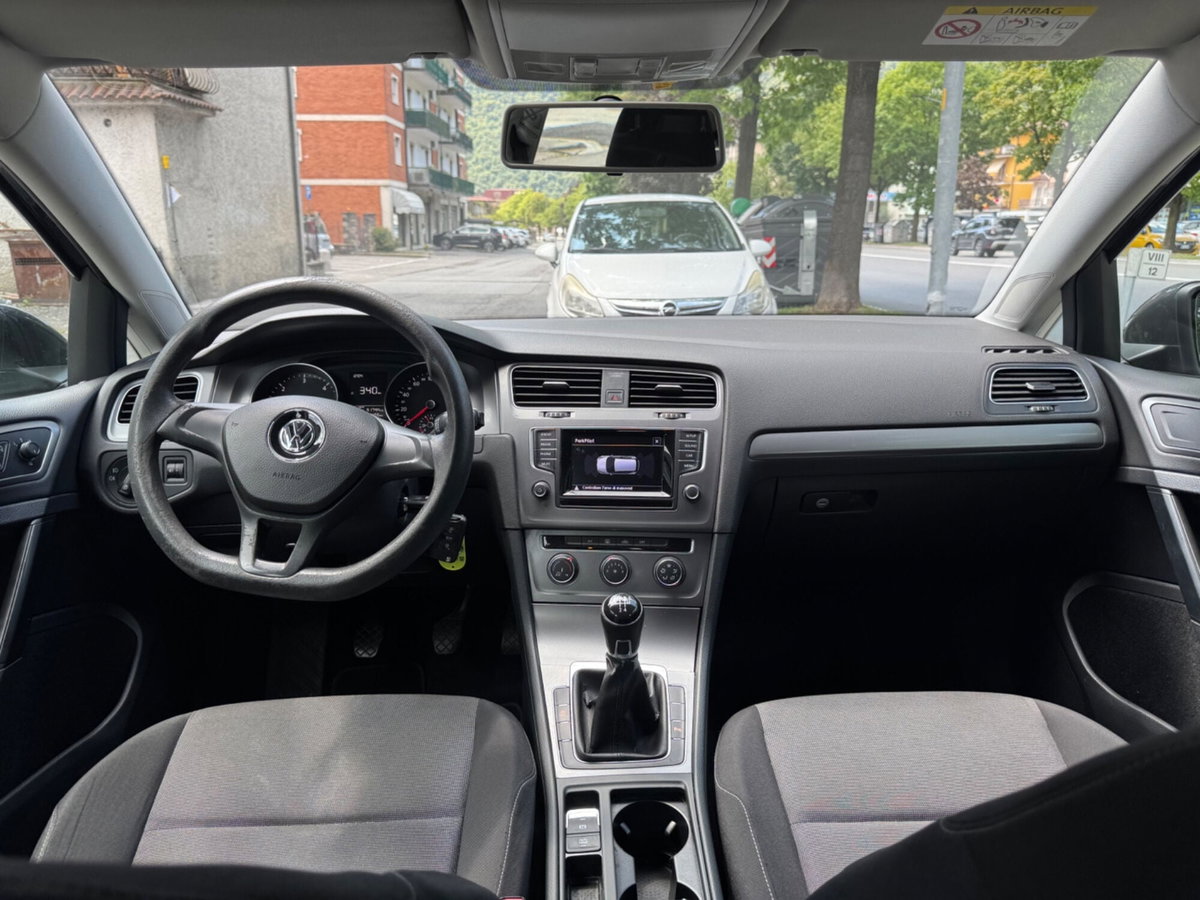 Volkswagen Golf 1.6 TDI 90 CV 5p. Trendline BlueMotion Technology (17)
