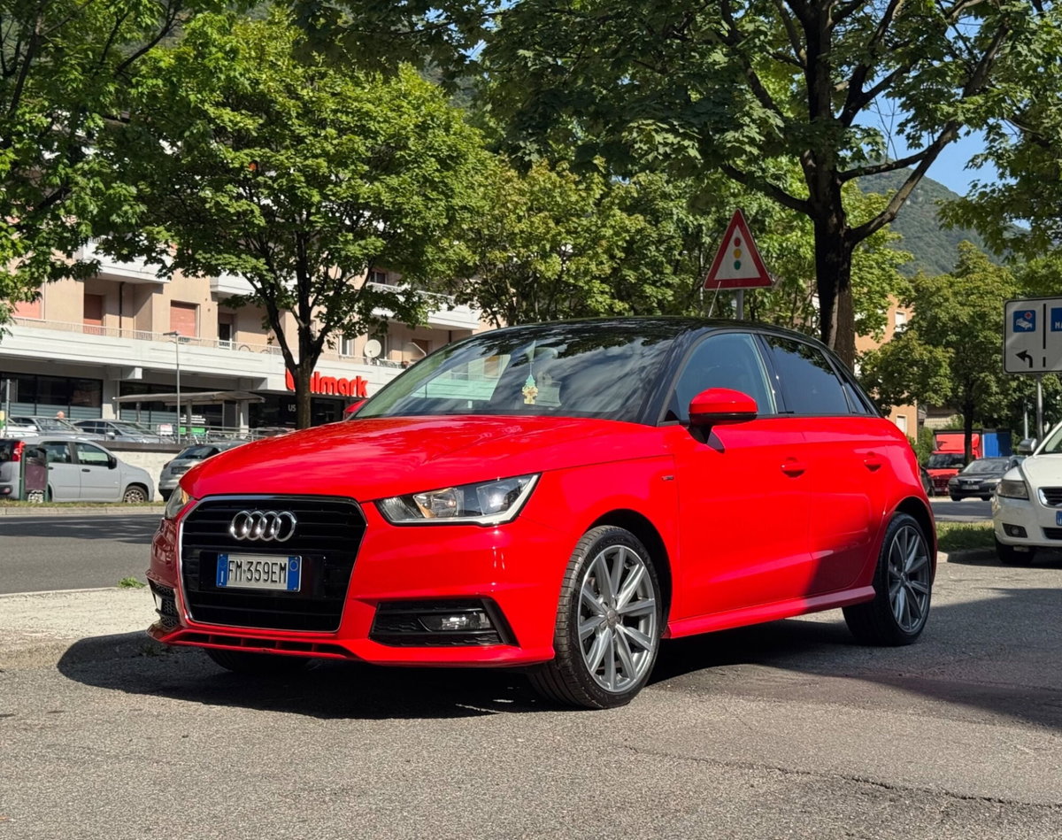 Audi A1 Sportback 1.4 TDI S tronic Admired (10)