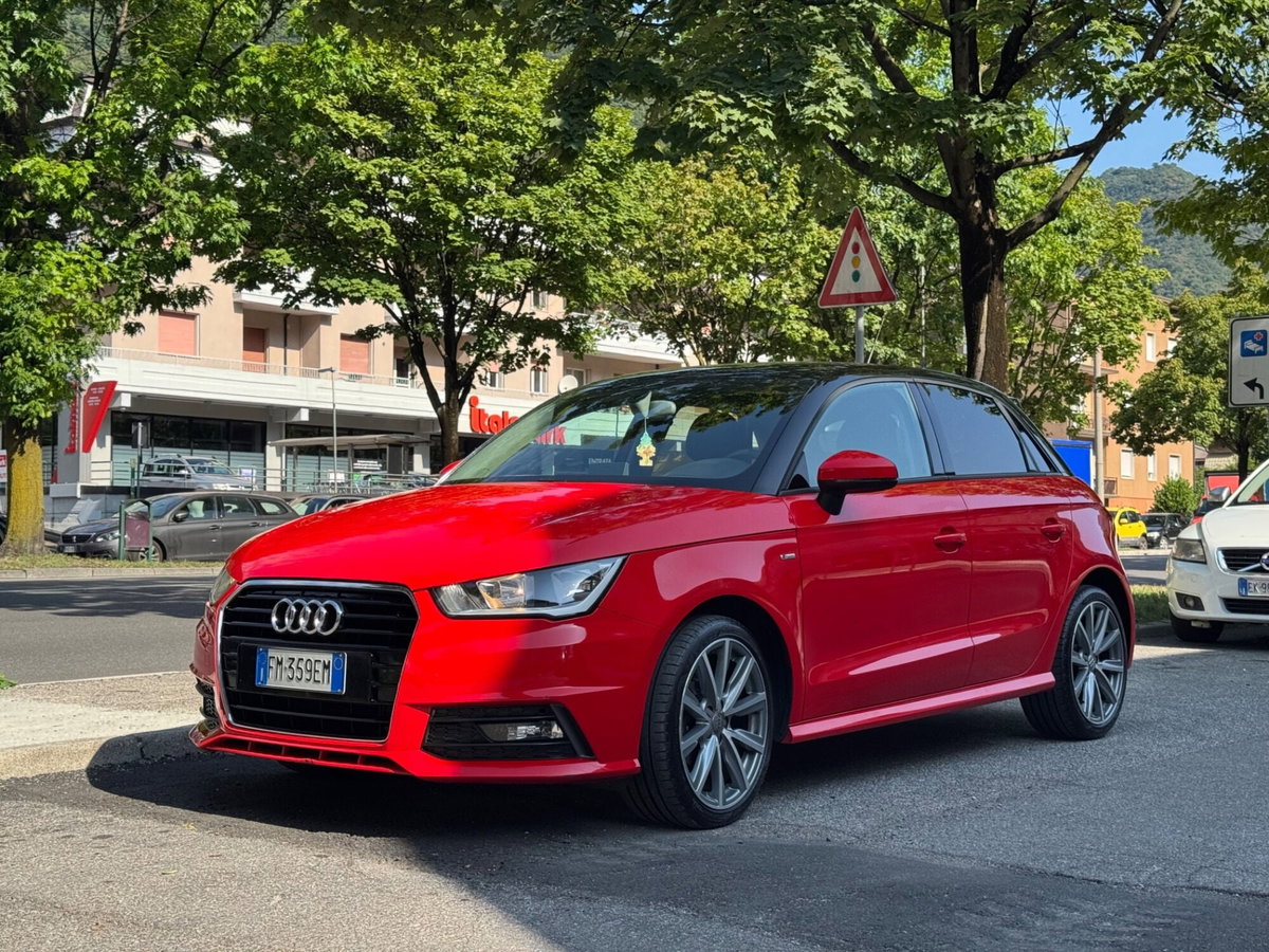 Audi A1 Sportback 1.4 TDI S tronic Admired (3)