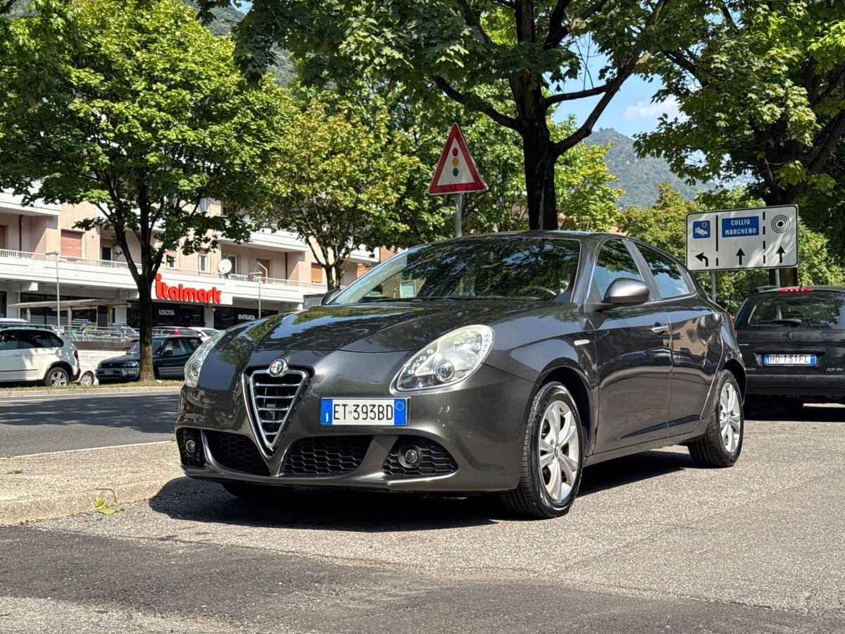 Alfa Romeo Giulietta 1.6 JTDm-2 Exclusive