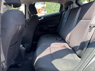 Alfa Romeo Giulietta 1.6 JTDm-2 Exclusive (16)