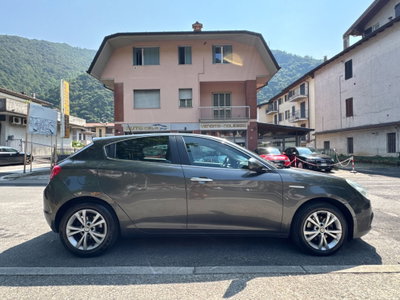 Alfa Romeo Giulietta 1.6 JTDm-2 Exclusive (4)