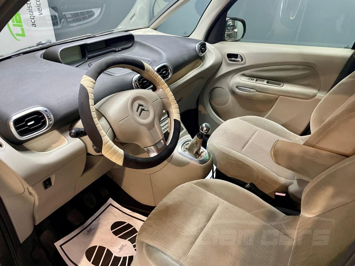 Citroen C3 Picasso 1.4 VTi 95 Exclusive Style (5)