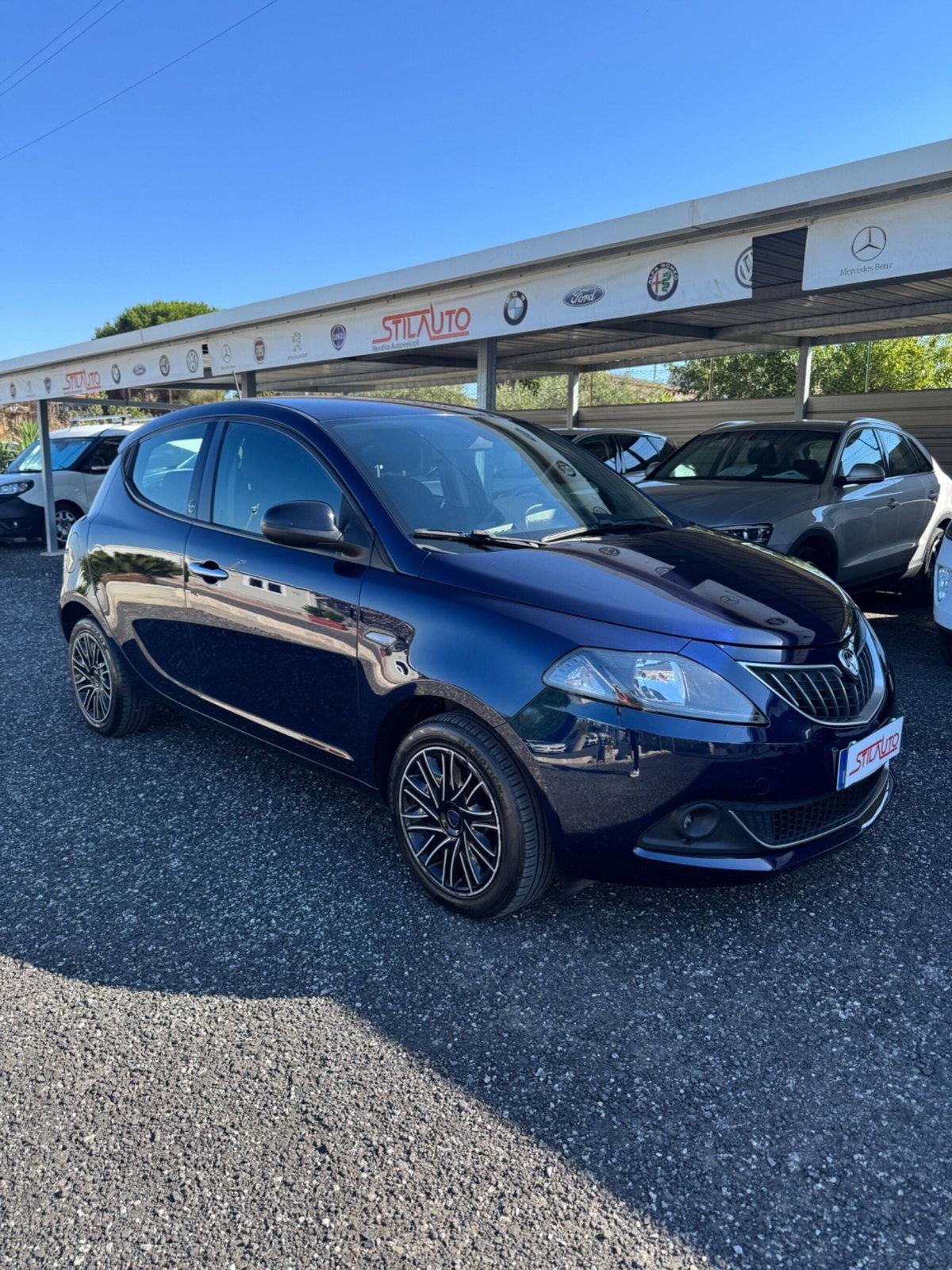 Lancia Ypsilon 1.0 FireFly 5 porte S&S Hybrid Ecochic Gold (3)