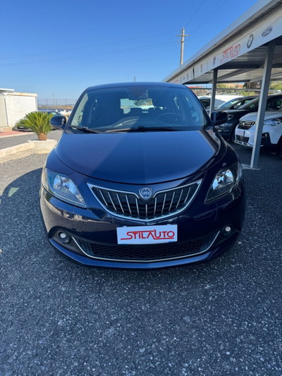 Lancia Ypsilon 1.0 FireFly 5 porte S&S Hybrid Ecochic Gold (5)