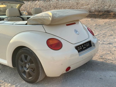 Volkswagen New Beetle Cabrio 1.6 Cabrio (7)