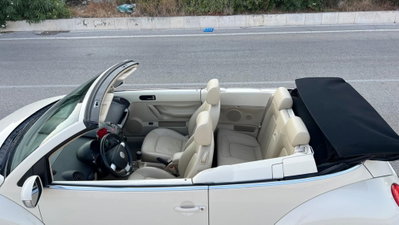 Volkswagen New Beetle Cabrio 1.6 Cabrio (9)