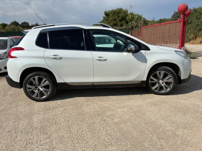 Peugeot 2008 100 Black Matt (5)