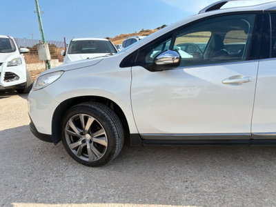 Peugeot 2008 100 Black Matt (8)