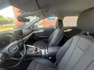 Audi A4 Avant 2.0 TDI 150 CV ultra S tronic (15)