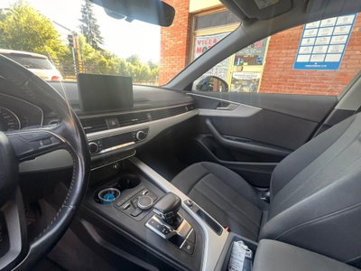 Audi A4 Avant 2.0 TDI 150 CV ultra S tronic (18)