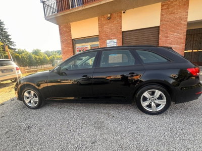 Audi A4 Avant 2.0 TDI 150 CV ultra S tronic (9)