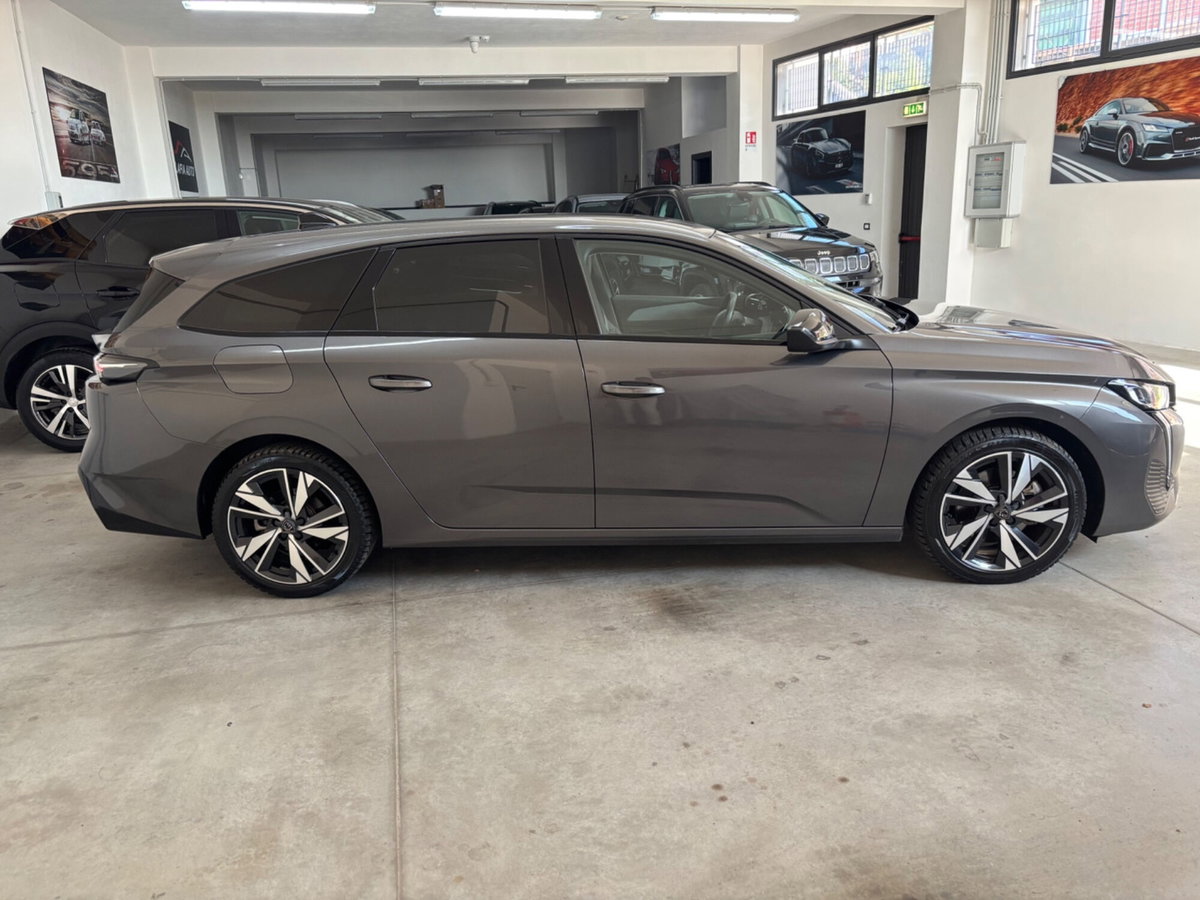 Peugeot 308 SW BlueHDi 130 S&S EAT8 Allure Pack (16)