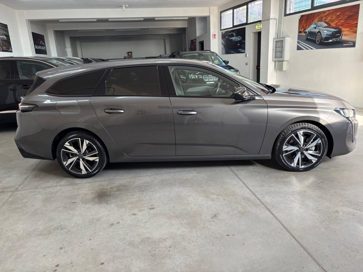 Peugeot 308 SW BlueHDi 130 S&S EAT8 Allure Pack (4)