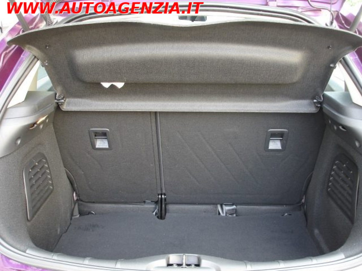 Citroen C3 1.0 VTi 68 Attraction (14)