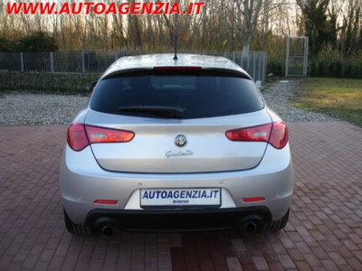 Alfa Romeo Giulietta 2.0 JTDm-2 Distinctive 140cv (7)