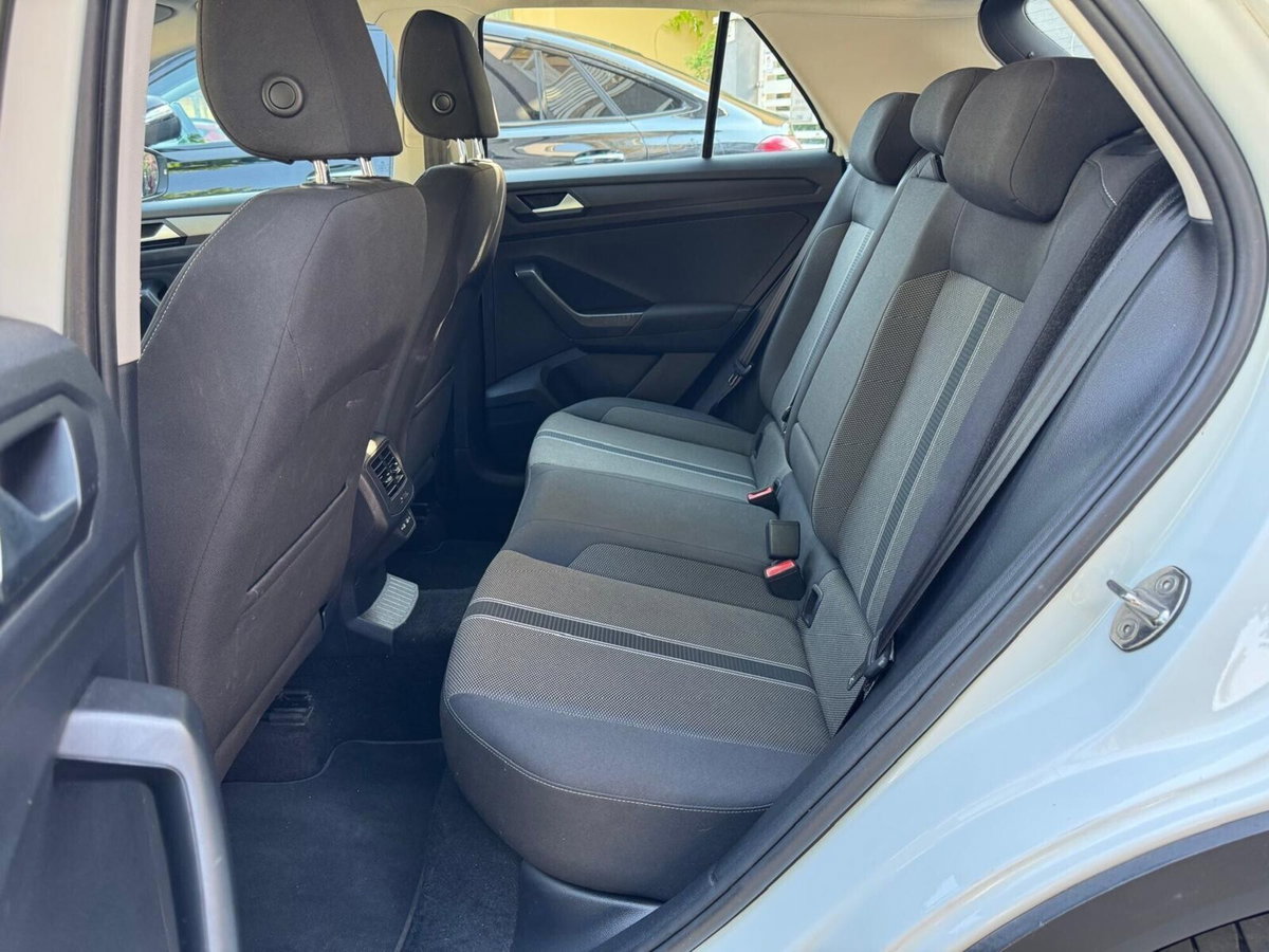 Volkswagen T-Roc 2.0 TDI SCR 150 CV DSG Business BlueMotion Technology (20)