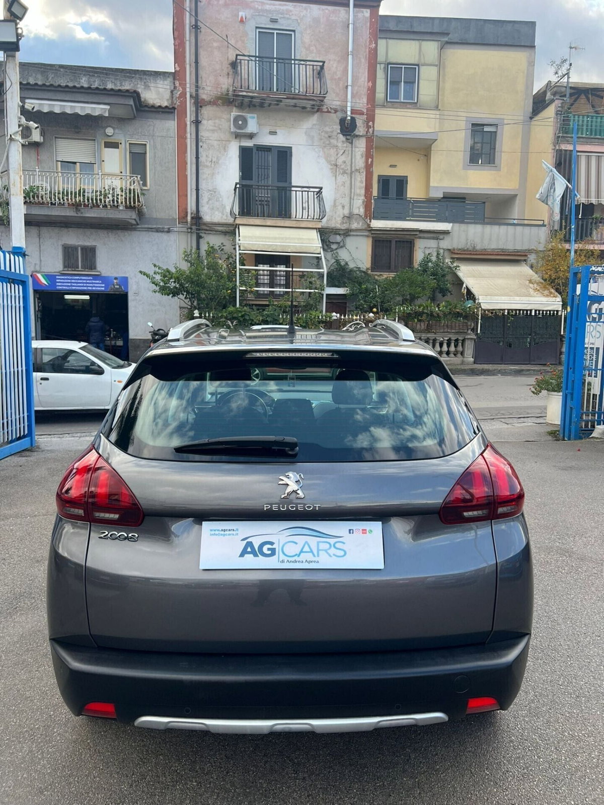 Peugeot 2008 120 EAT6 S&S Allure (5)