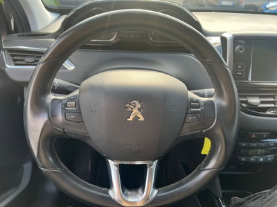 Peugeot 2008 120 EAT6 S&S Allure (9)