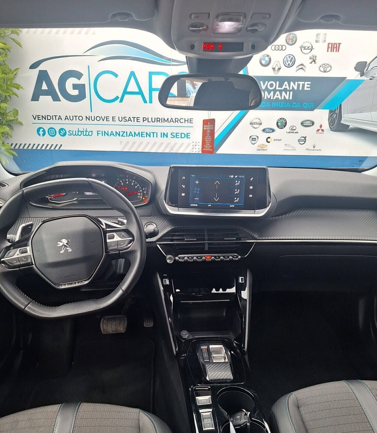 Peugeot 2008 BlueHDi 130 S&S EAT8 Allure Pack (10)