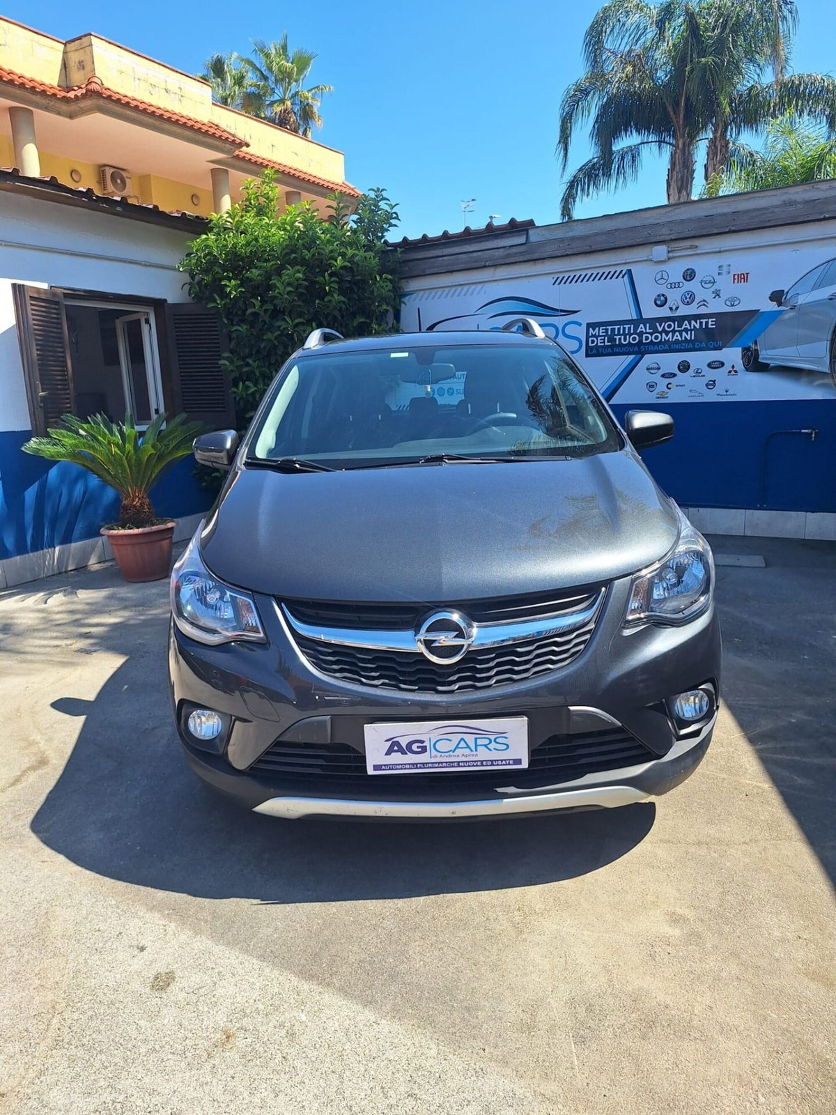 Opel Karl Rocks 1.0 75 CV aut. (3)