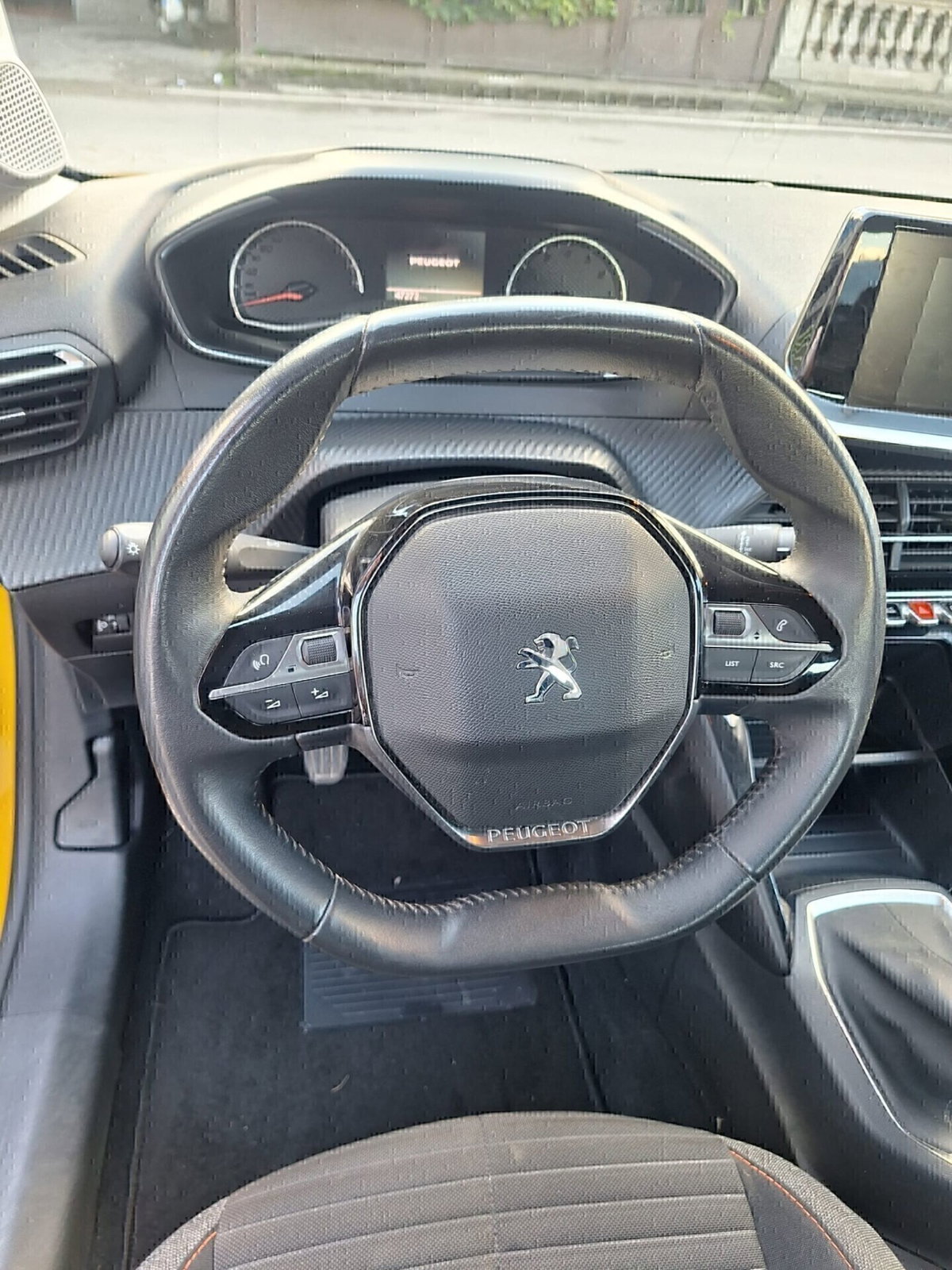 Peugeot 208 PureTech 75 Stop&Start 5 porte Active (11)