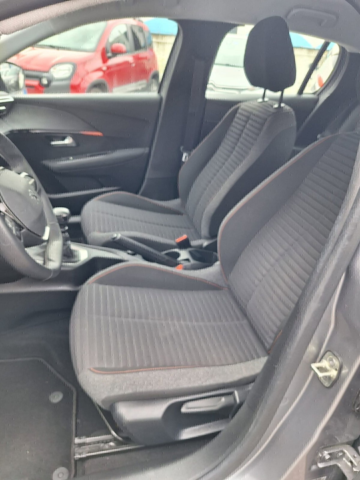 Peugeot 208 BlueHDi 100 Stop&Start 5 porte Allure (10)